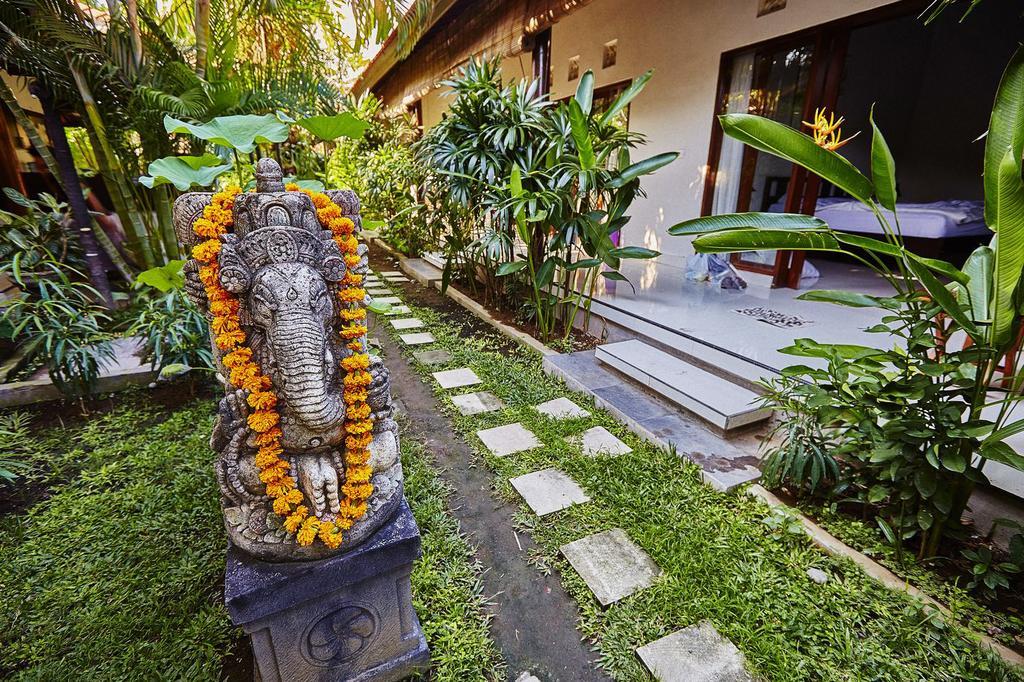 Matra Bali Guesthouse Canggu Exterior foto